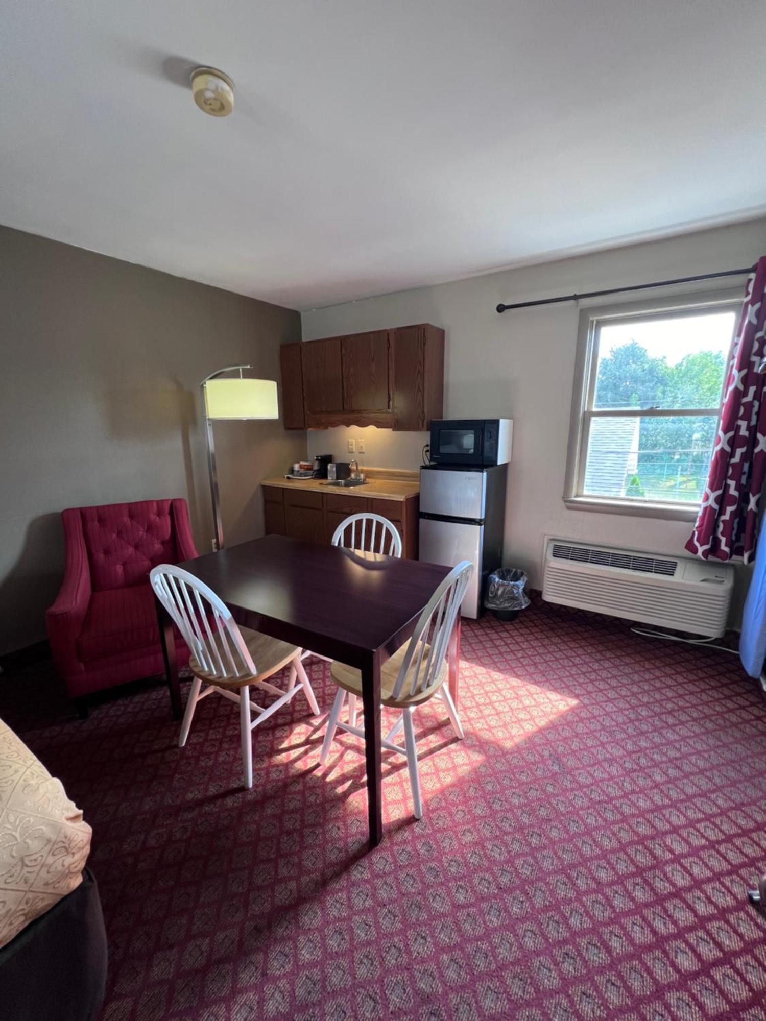 Rodeway Inn & Suites هرشي، بنسيلفانيا المظهر الخارجي الصورة