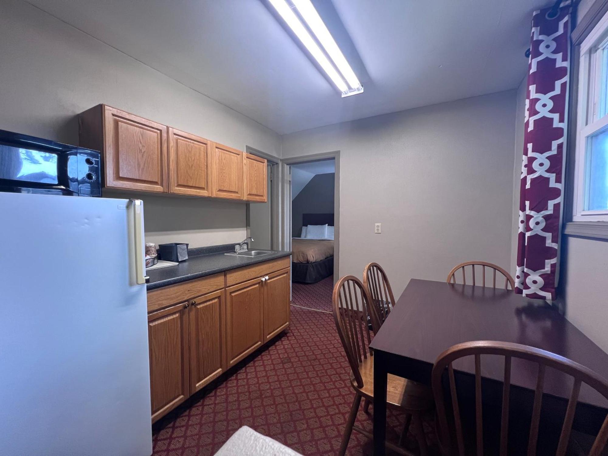 Rodeway Inn & Suites هرشي، بنسيلفانيا المظهر الخارجي الصورة